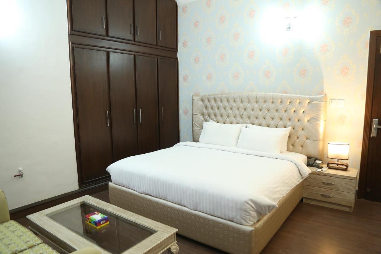 Royal Grace Guest House Islamabad Eksteriør billede