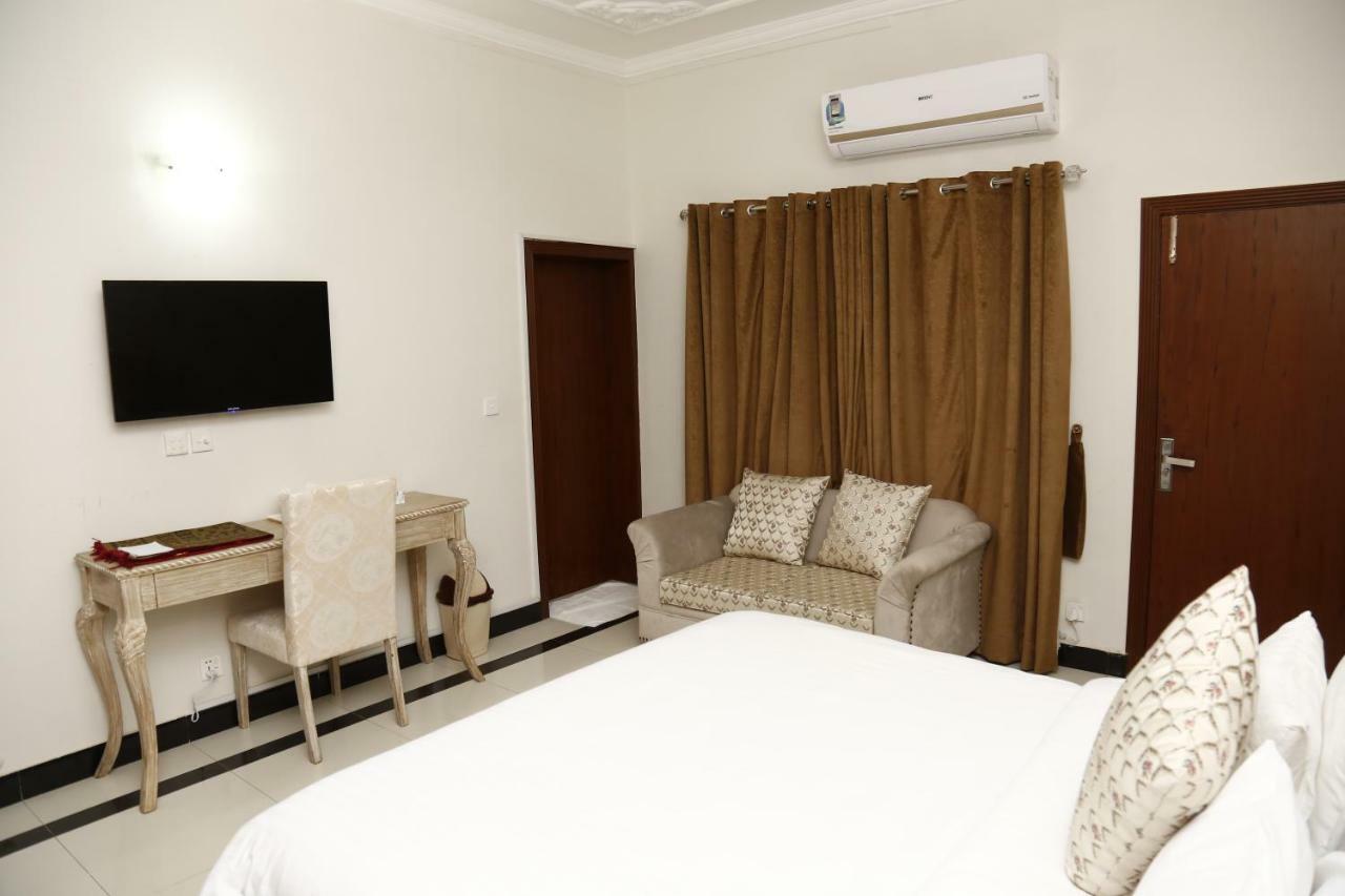Royal Grace Guest House Islamabad Eksteriør billede