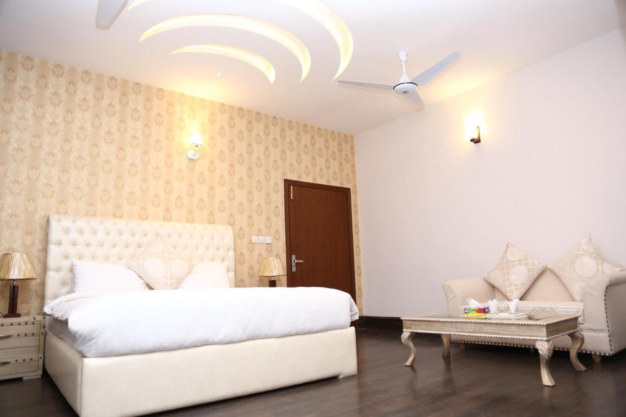 Royal Grace Guest House Islamabad Eksteriør billede